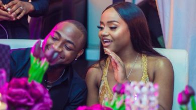 Photo de Davido achète une montre-bracelet Patek Philippe d’une valeur de 45999$ pour Chioma avant la Saint-Valentin !
